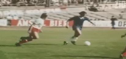 足坛各球星绝技总集,足坛巨星独门绝技