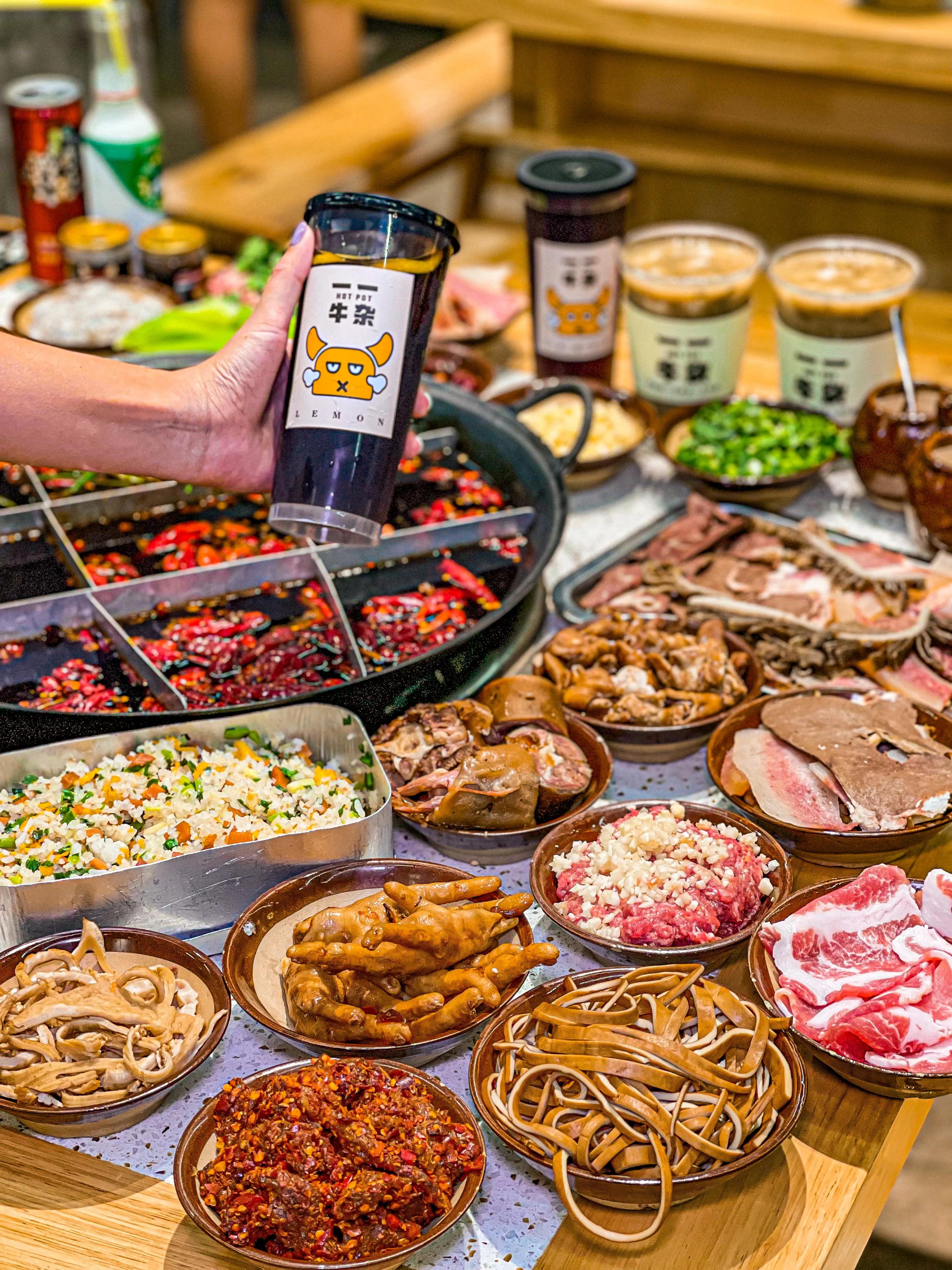 重庆导航都找不到的火锅开新店‼️土著排队吃