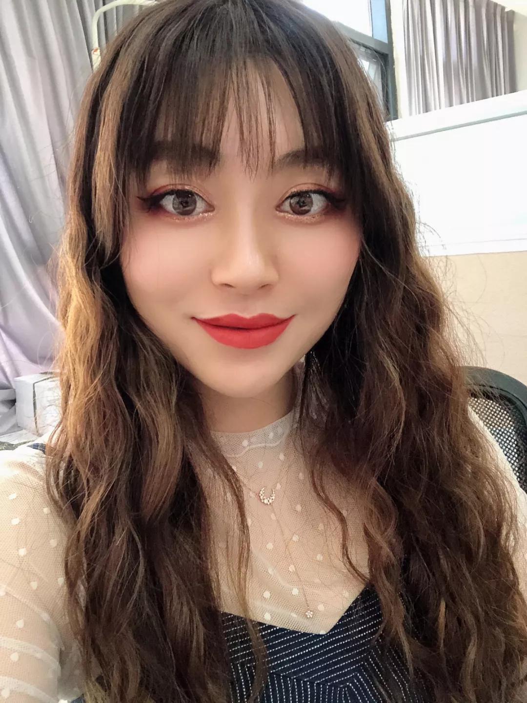 邻家才女初长成，环南一小关逸戈！羡煞个人哩