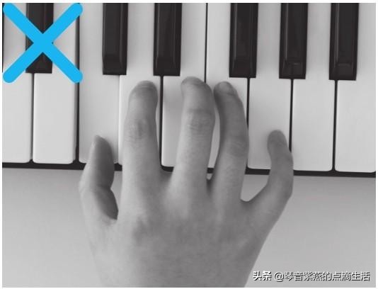 电子琴教学入门弹奏一首母亲,电子琴初学入门教程母亲