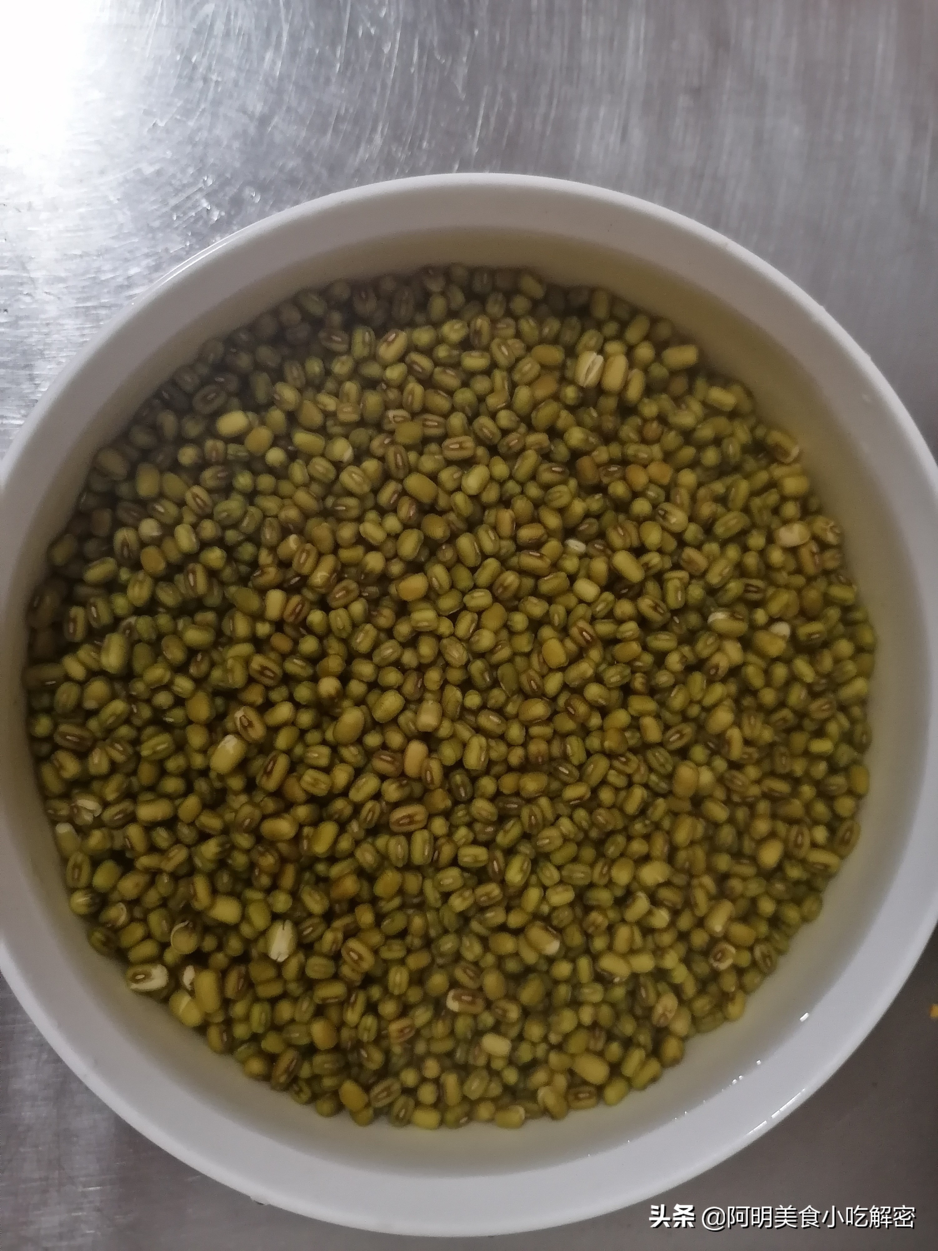 软饼的绿豆要泡多久,陆丰特产绿豆软饼做法