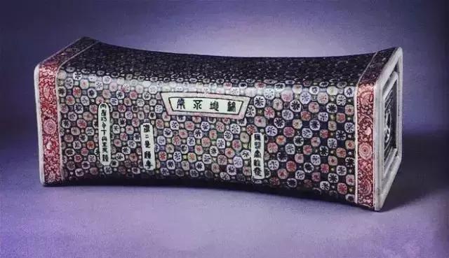 古代经典瓷枕,一枕清凉入梦来阅读