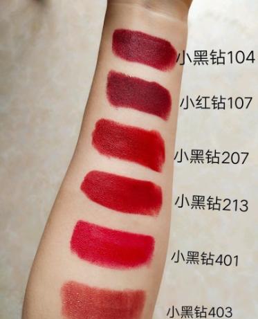 完美日记粉底液卡粉吗,卡姿兰唇釉和完美日记唇釉哪个好