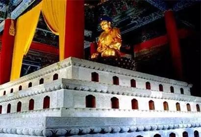 北京有什么寺庙可以烧香拜佛,祈福最好的寺庙北京