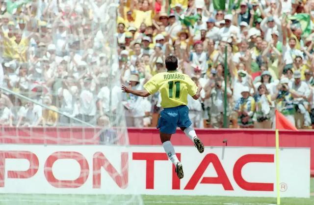 20年前的巴西足球首发阵容,02年巅峰巴西阵容