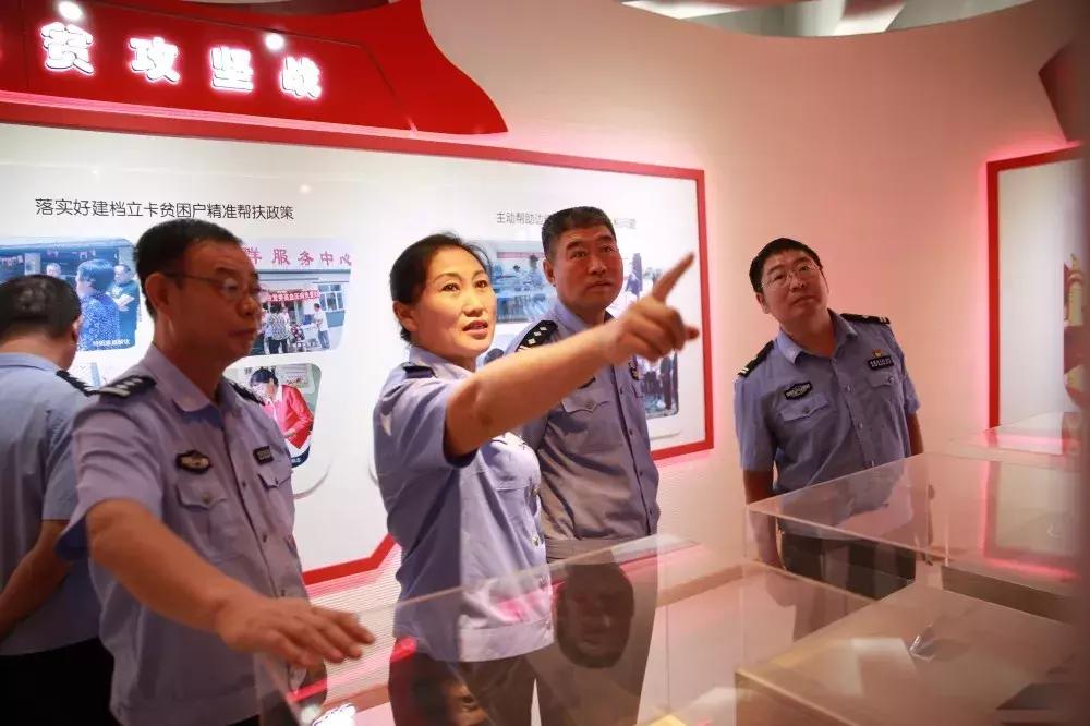 始终坚守初心牢记使命恪尽职守,牢记使命时刻心存敬畏