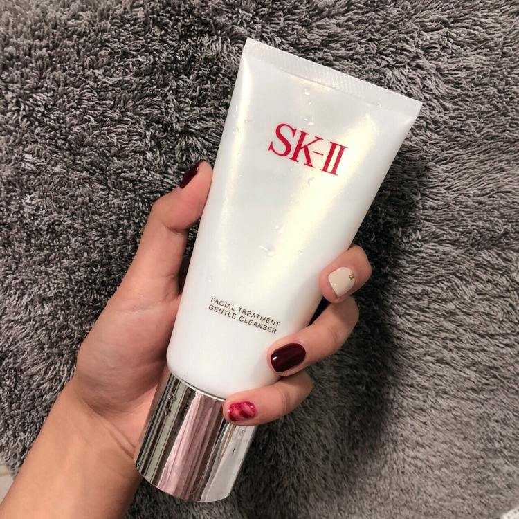 平价实用的精华和面霜推荐,护肤精华和面霜测评