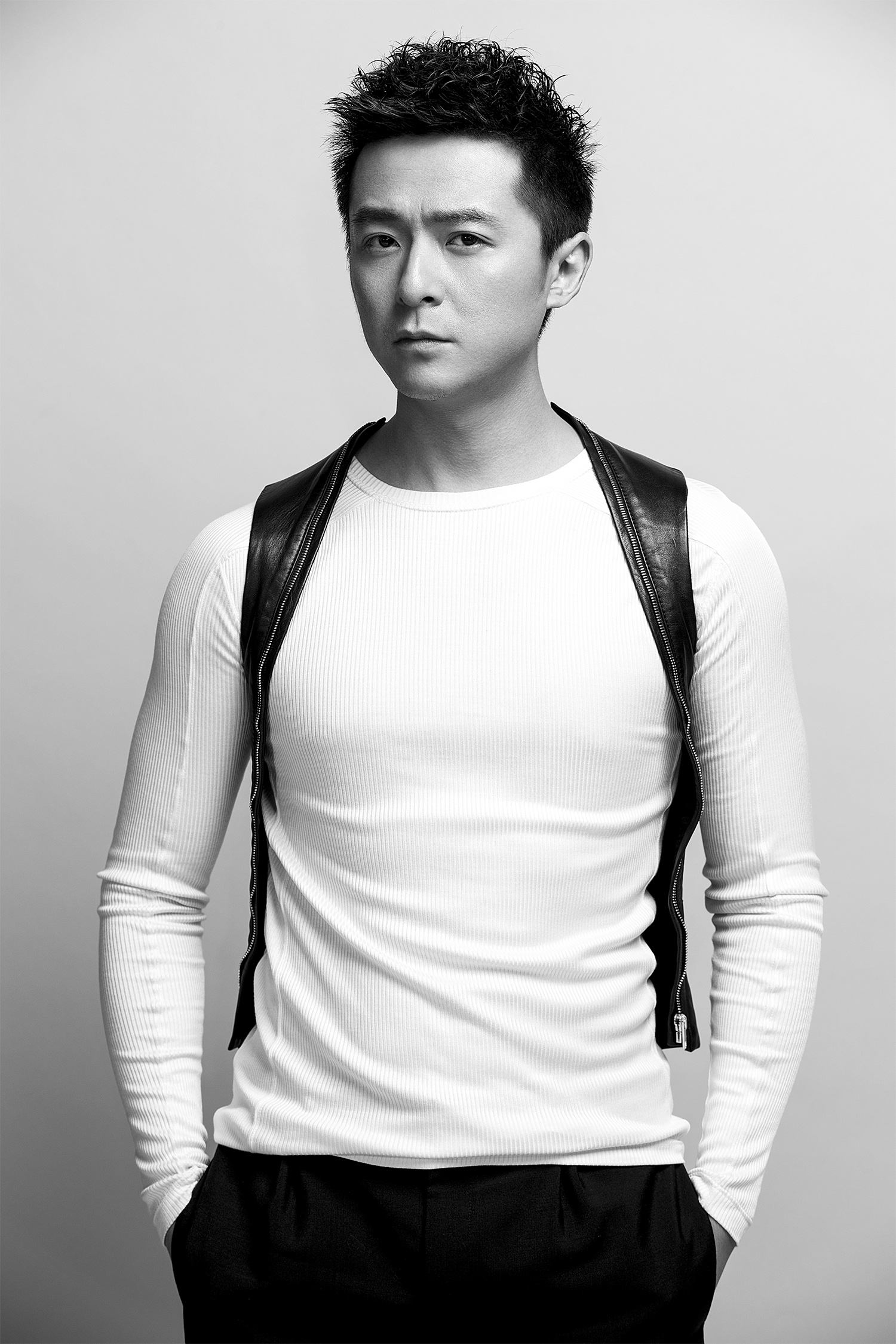 至今未婚的10位港台大龄男星,至今不娶妻的11位港台大龄男星