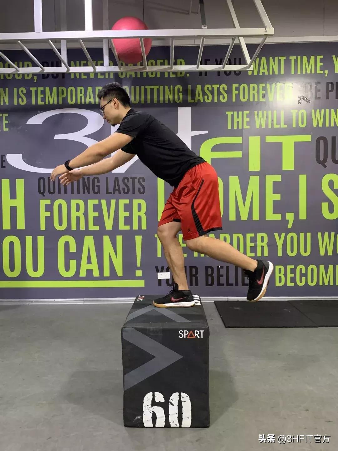 离心训练到底有什么神奇的作用,离心训练方法是什么