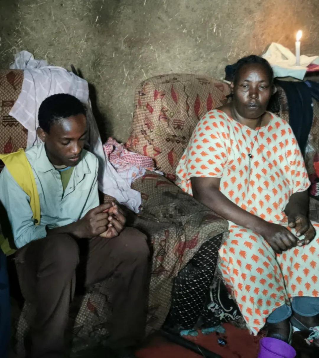 谢谢你们，我的生活很好，学习很棒