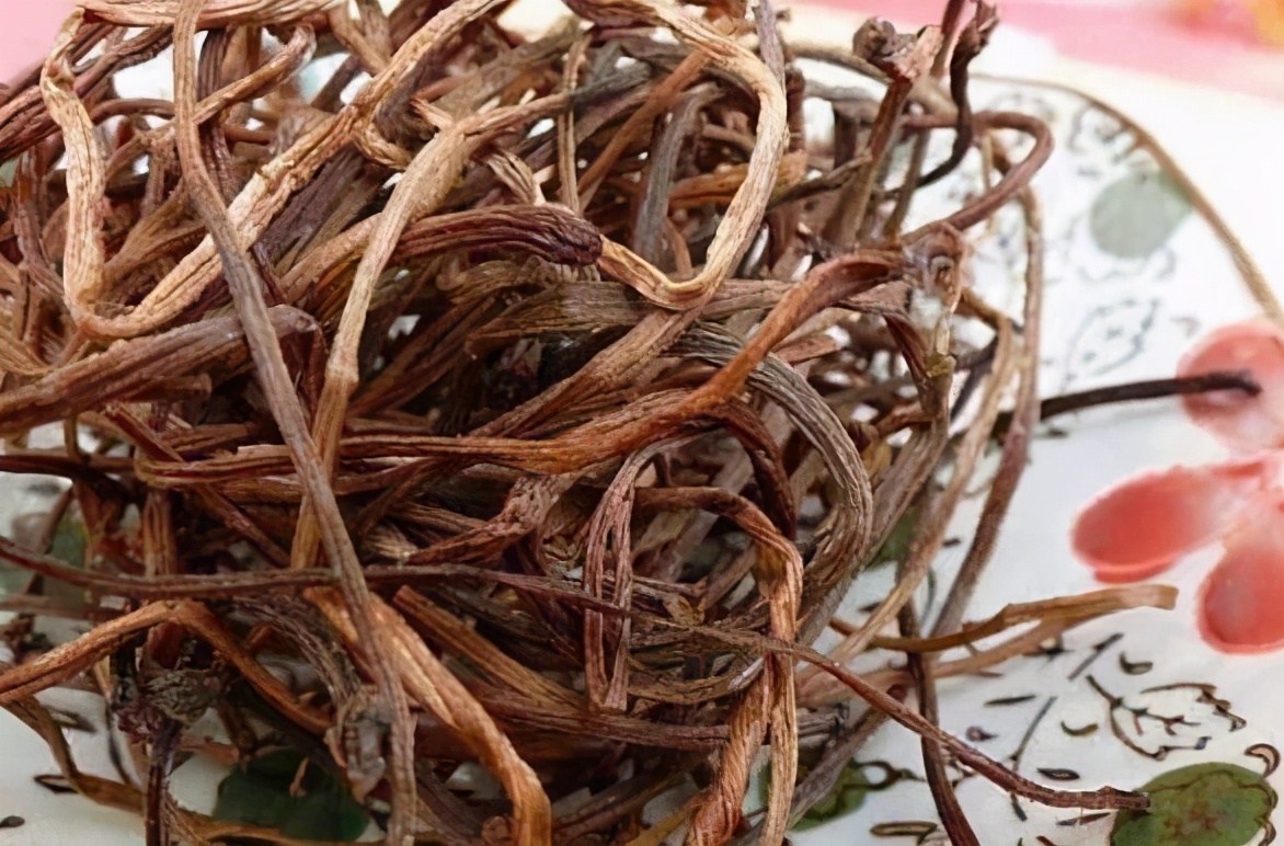 黄花菜能当野菜吃吗,野菜黄花草怎么吃