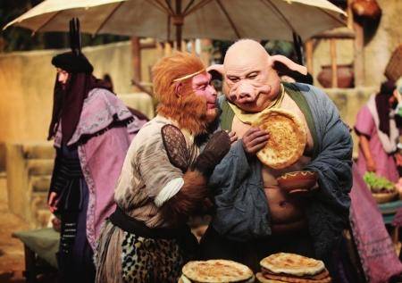 天竺国猪八戒对嫦娥说是旧相识，孙悟空听后为何大怒？