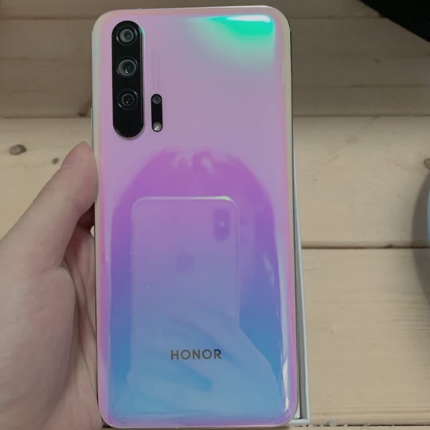 鸿蒙系统加麒麟985等于骁龙多少,麒麟芯片和鸿蒙系统完美结合