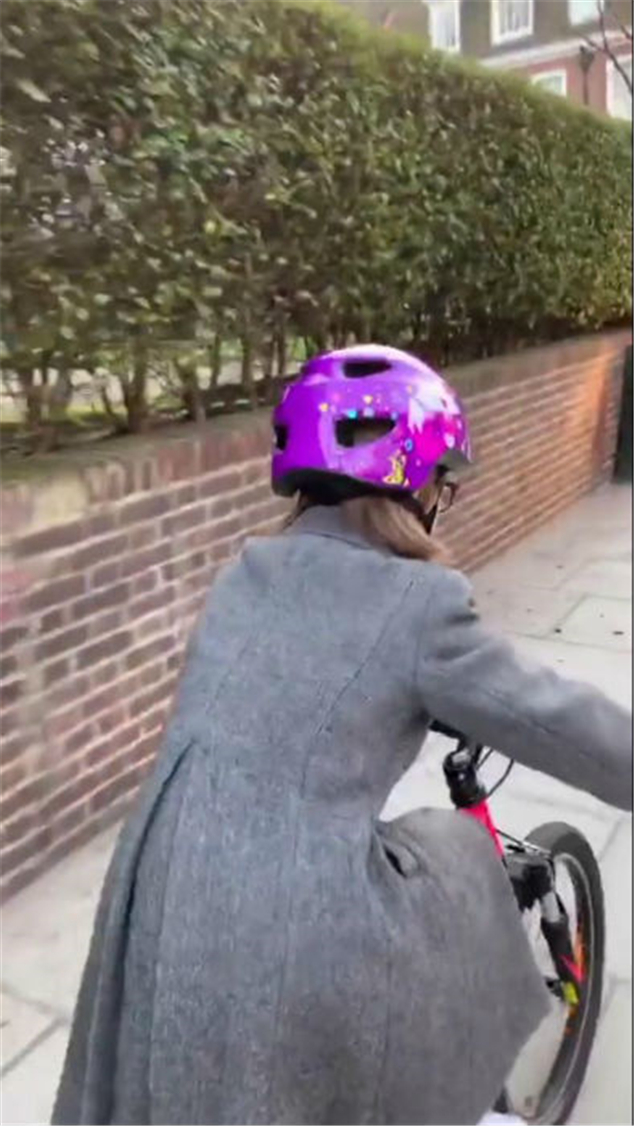 贝克汉姆小七短发,贝克汉姆像小李子的照片