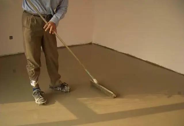 什么是自流平水泥能家装吗,自流平水泥可以装修部分地面吗