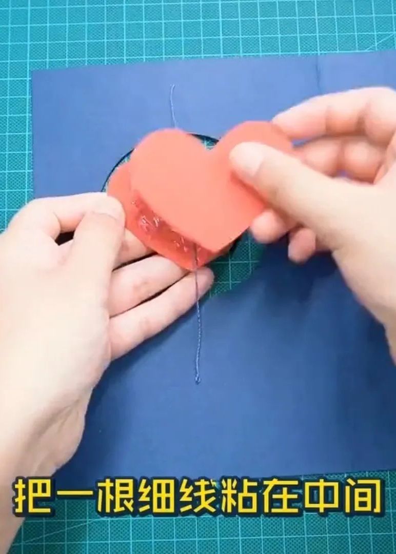 国庆节节关于赞美祖国的手工制作,怎么用橡皮泥做关于祖国的手工