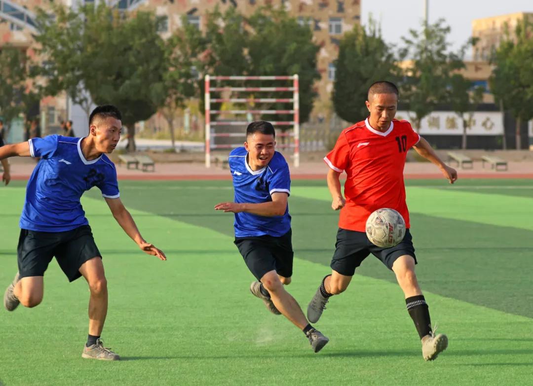 巅峰对决足球比赛,巅峰对决球赛