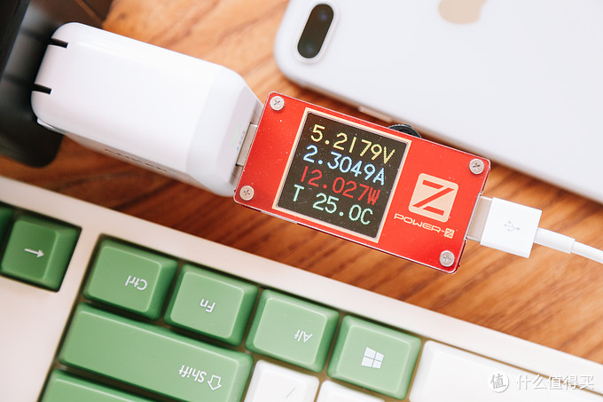 iphone无线充跟数据线有什么区别,iPhone数据线和充电头推荐