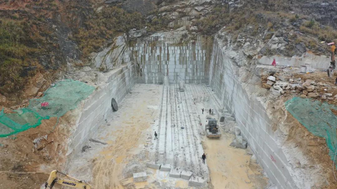 美国白金花岗岩,光面美国白金花岗岩