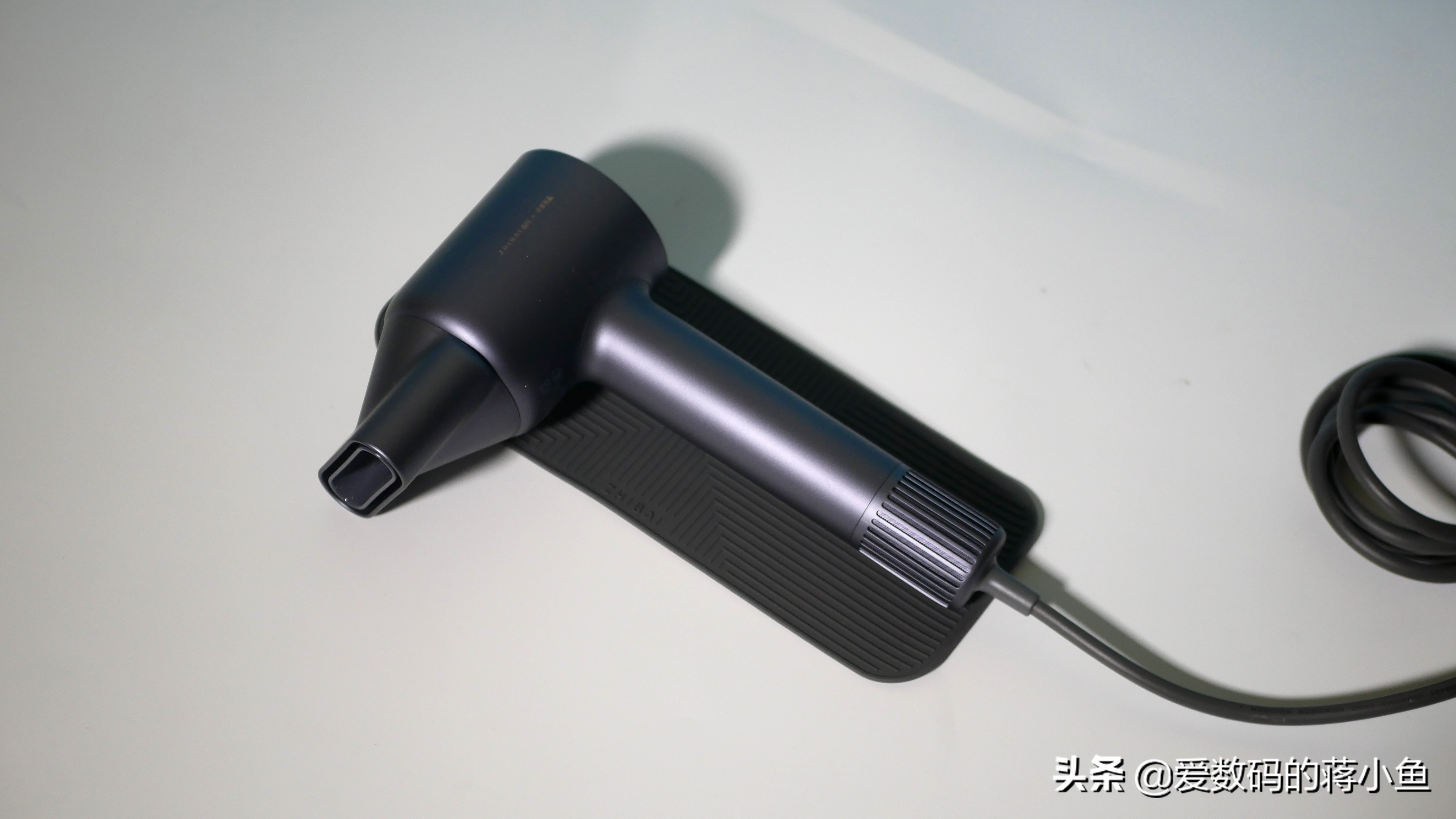 秀发蓬松秘诀,让秀发蓬松有型