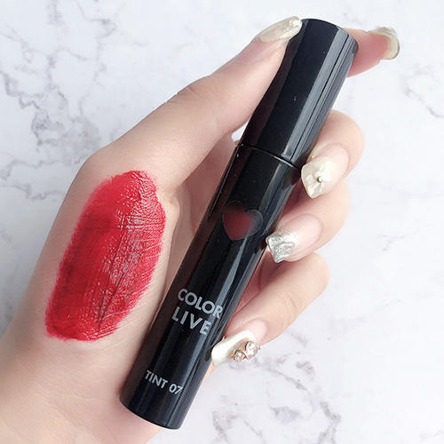 美妆博主推荐好物控油不脱妆,猪猪的美妆推荐