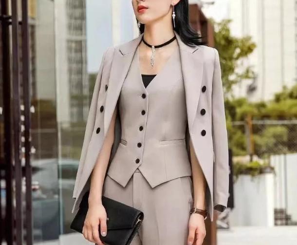 古典型风格适合穿哪些单品,古典风格适合什么人穿