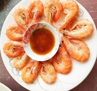 农村家庭办满月酒的“三大习俗”祭祖报喜是首要，必备红鸡蛋