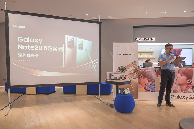 三星note20ultraspen演示,三星galaxys20与note20