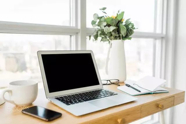 花店里买回来的鲜花怎么放更长久,花店鲜花如何保存时间可以比较长