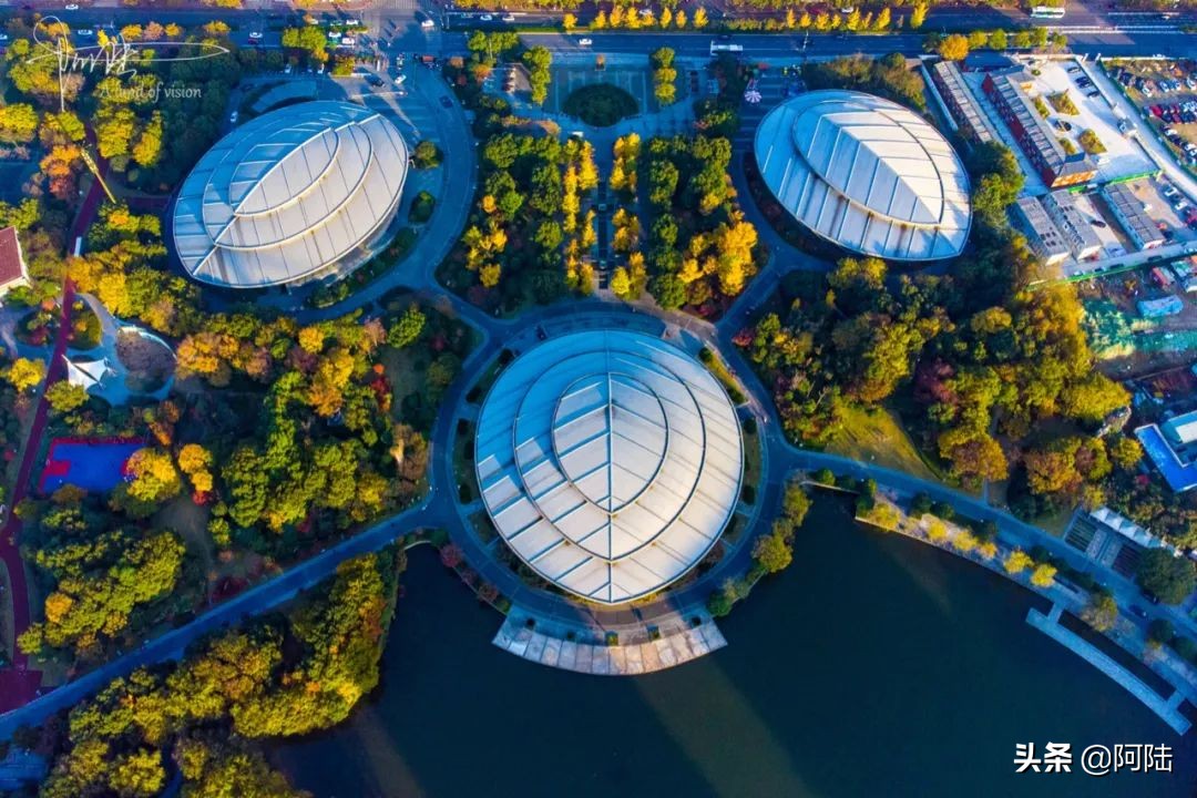 航拍公园篮球场,航拍李宁体育公园