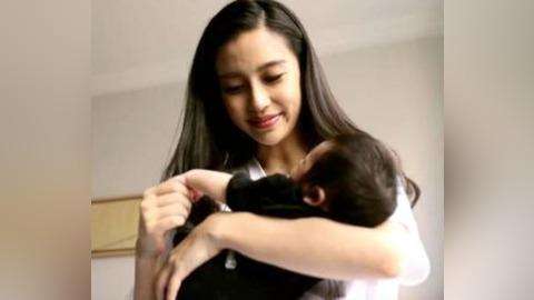 angelababy会亲自教小海绵,angelababy有多保护小海绵