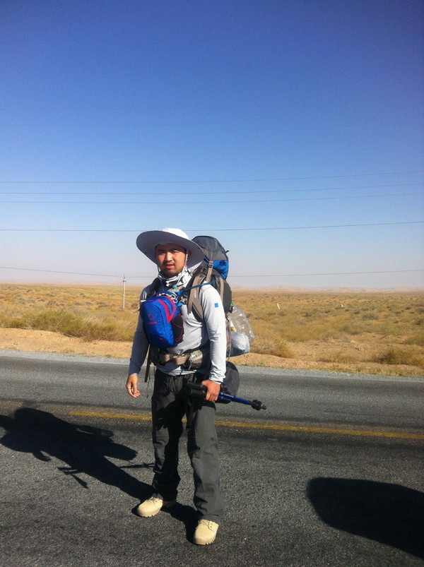 徒步穿越巴丹吉林沙漠路线,穿越巴丹吉林沙漠四日游