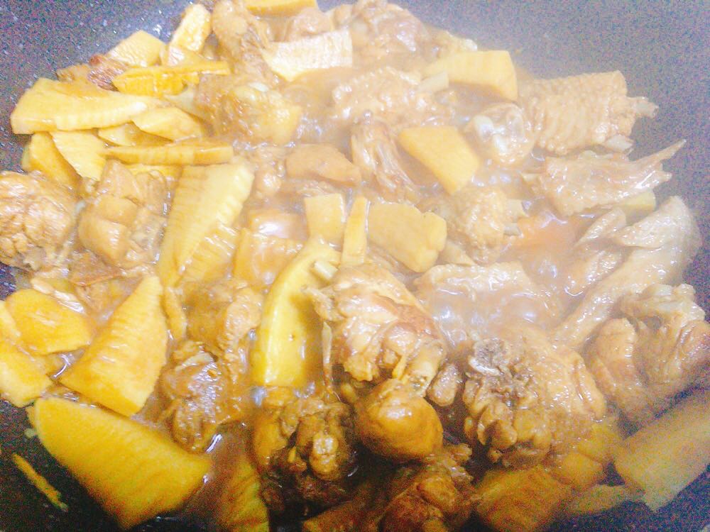 竹笋怎么做好吃又简单家常做法,番茄豆腐竹笋焖鱼的做法大全家常