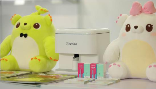 美甲创新创业设备,美甲穿戴甲制作创业