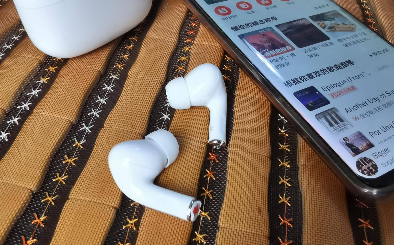 请叫我MusicPods！网易云音乐定制款蓝牙耳机评测