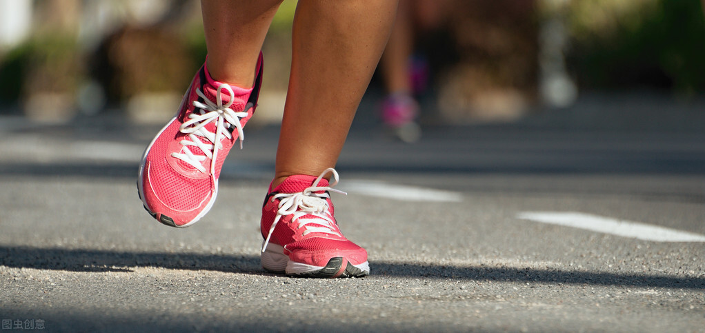 跑步圣经训练方法,跑步圣经怎么样