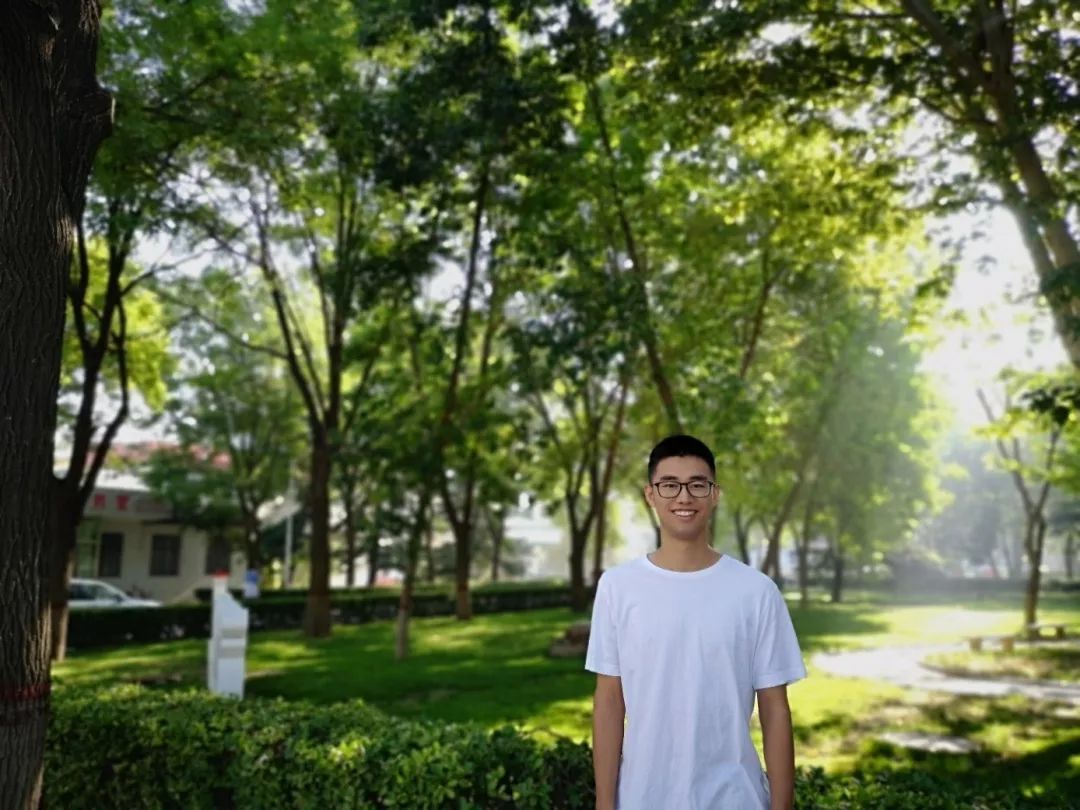 耀眼！保研清华、北大，这7位超强学霸，竟来自同一所高校！