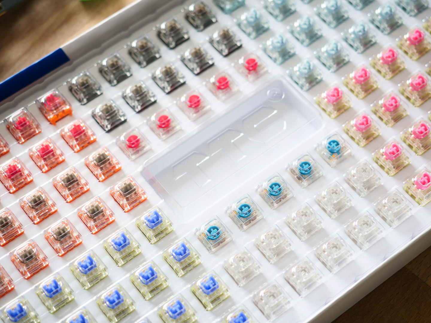 ttc金粉轴为什么比金红轴更受欢迎,ttc金粉轴为啥那么贵