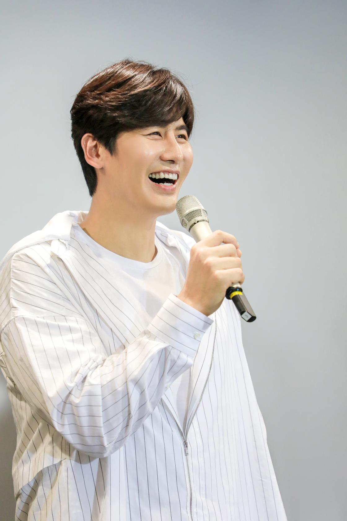 刘宇宁谈出道经历,刘宇宁讨论做演员