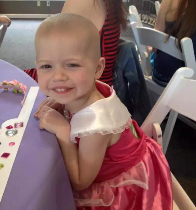 艾莎头发,艾莎头发的假发头套