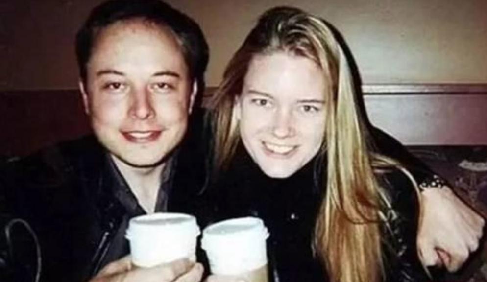 spacex和特斯拉的创始人,特斯拉马斯克和钢铁侠