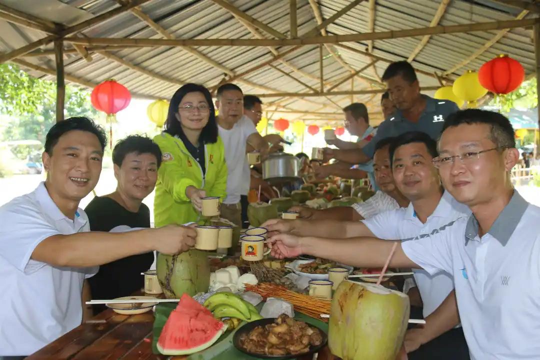 婊ㄦ捣浼戦棽浣撹偛娲诲姩鍒涙剰浜偣,涔愪韩涓囧畞浼樻儬娲诲姩