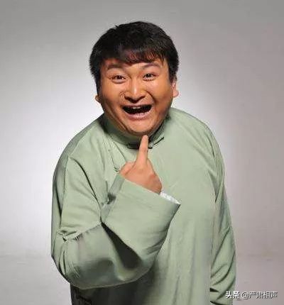 拳头、围墙、慈善宴｜十年前，改变中国相声格局的那个午后