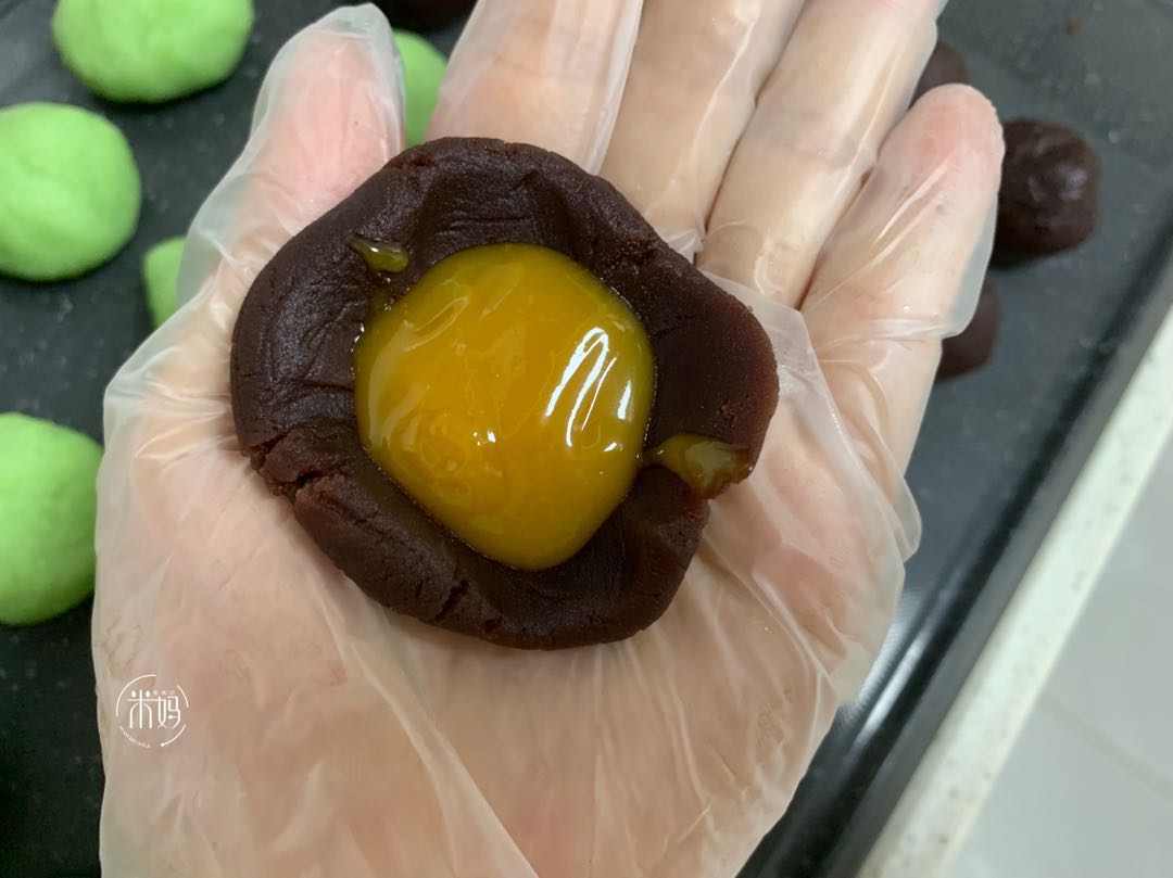 糯米粉这样做真好吃筷子一搅,只用牛奶和鸡蛋做蛋糕和糯米粉