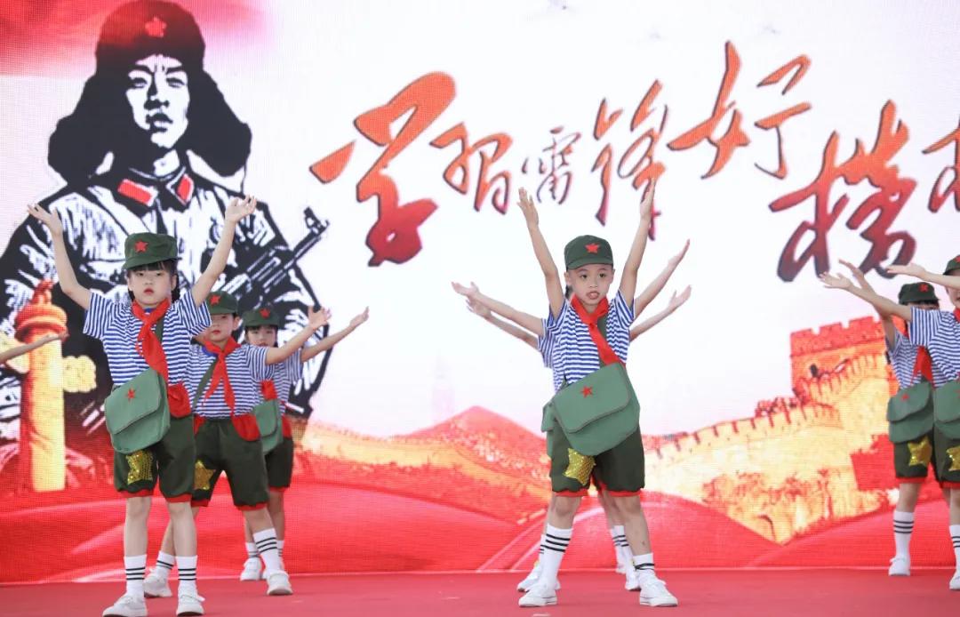 我们的校园3年级1班,我们的校园三年级下册