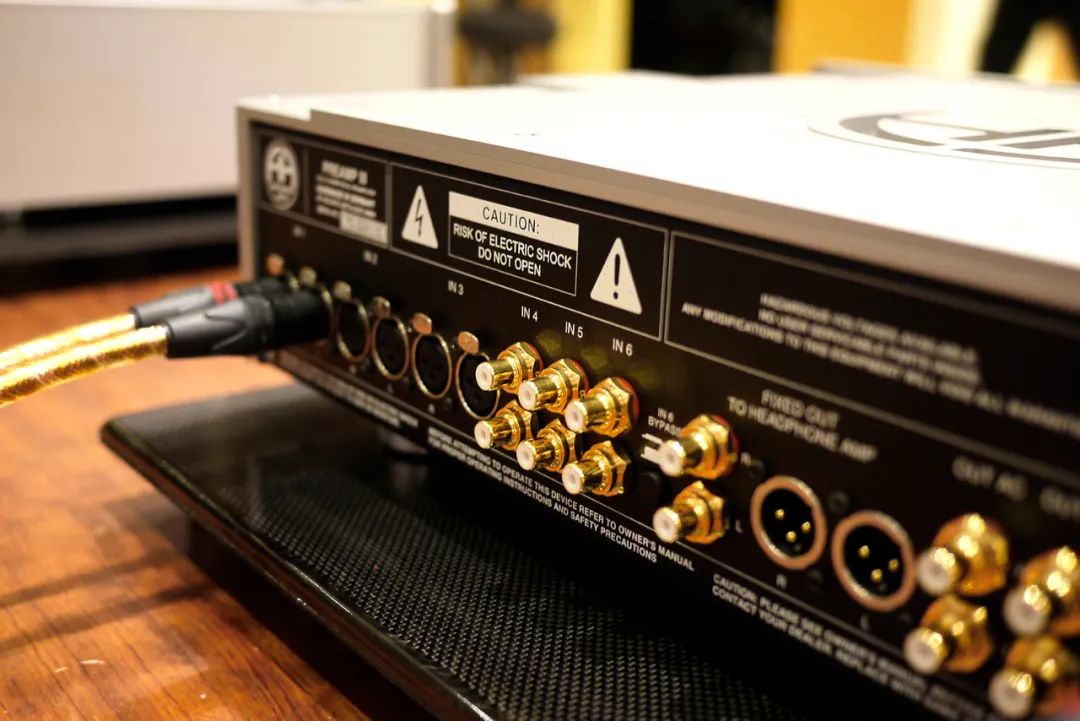 进口纯甲类后级功放,德国前级功放