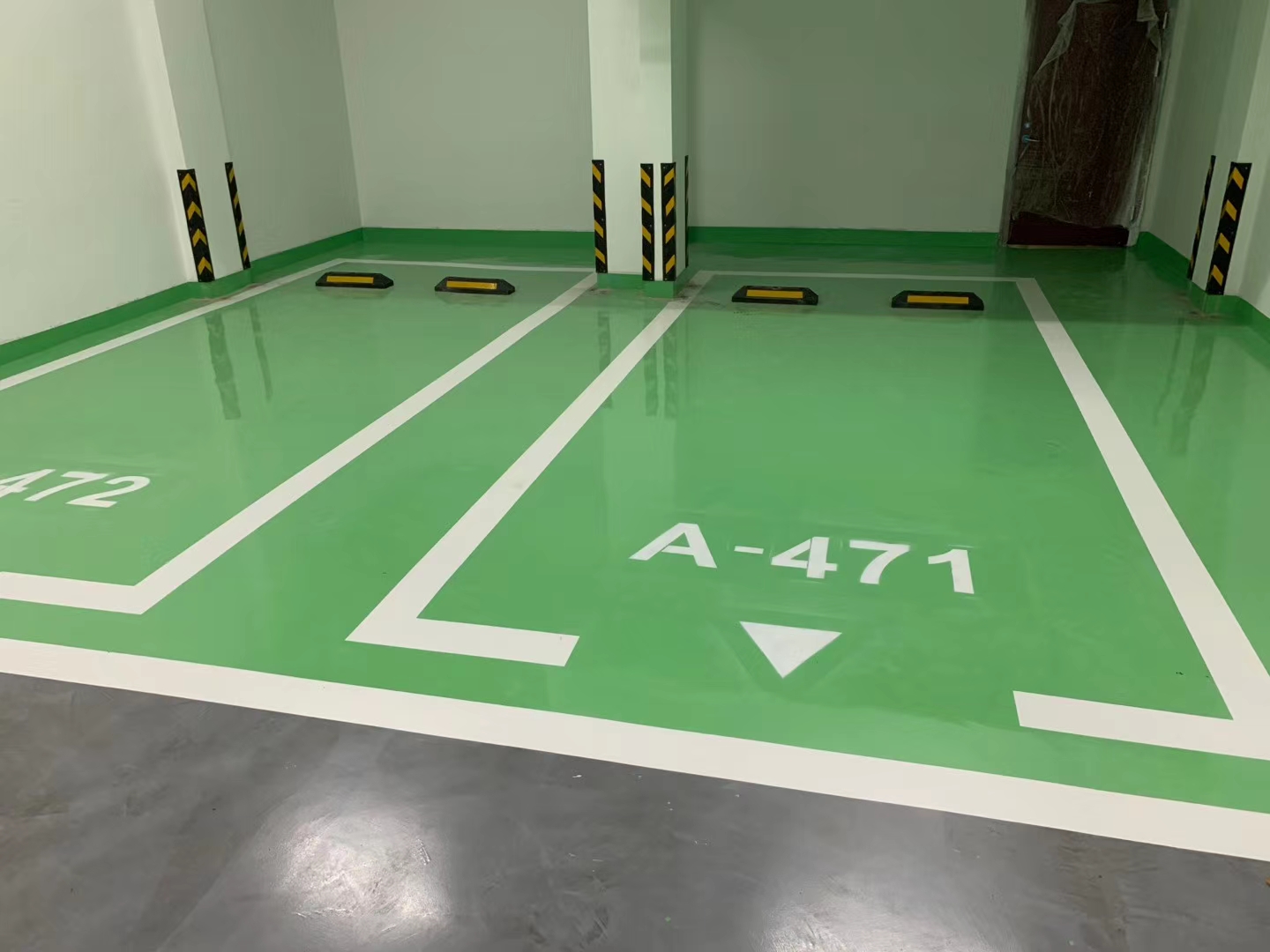 一个停车场必备的基础设施,停车场交通设施有哪些