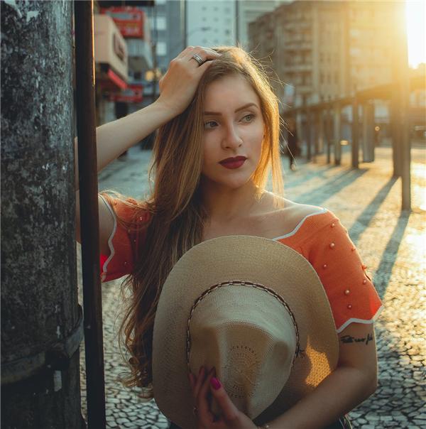 异性之间不能触碰女人什么,异性之间最忌讳三种女人