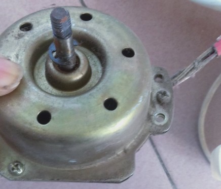 台式电风扇电机结构图,电扇台式电机实物电路图