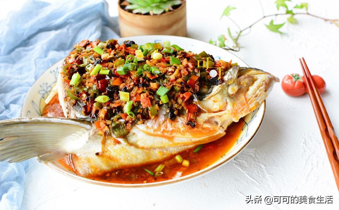 紫蒜辣酱蒸鱼头做法,剁椒蒸鱼头的辣酱